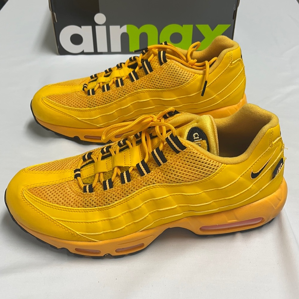 Nike Air Max 95 University Gold/Black Mens 11.5